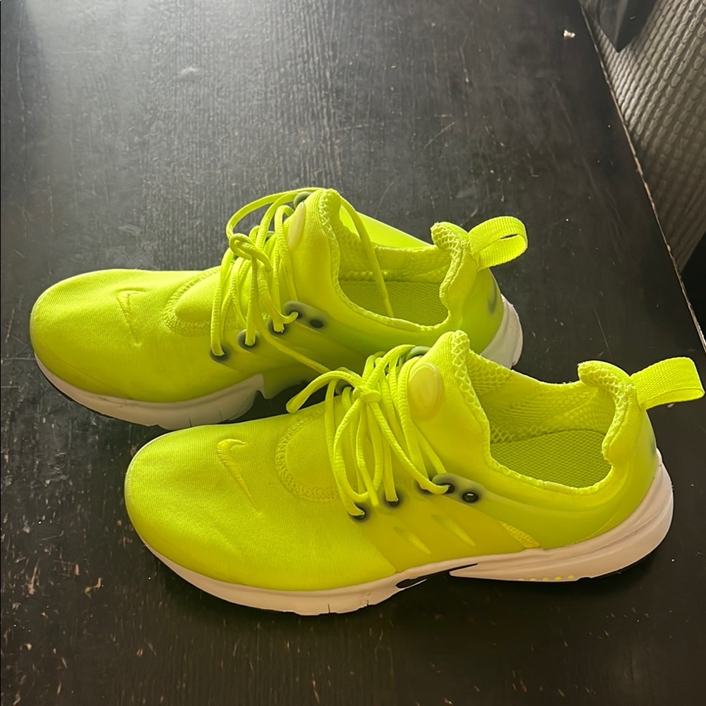 Nike Kids Neon Green Sneakers